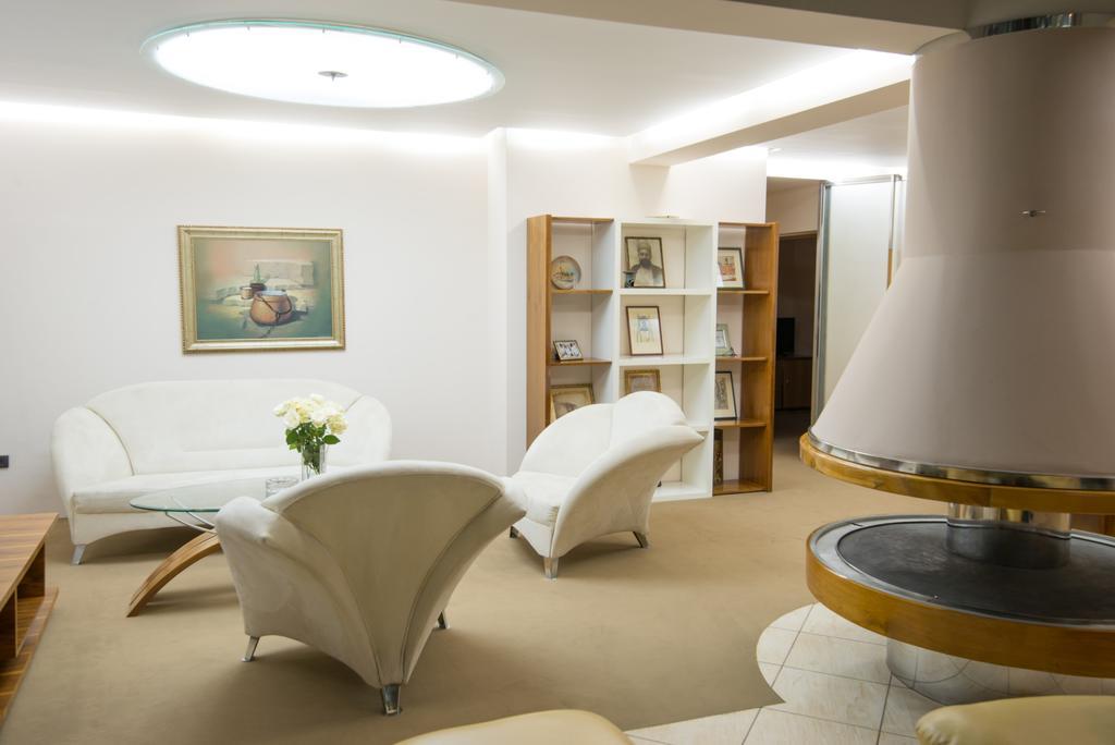 Hotel By Gastroid Ilidža Habitación foto